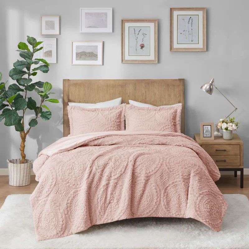 Blush Twin Microfiber Reversible Comforter Set with Shams