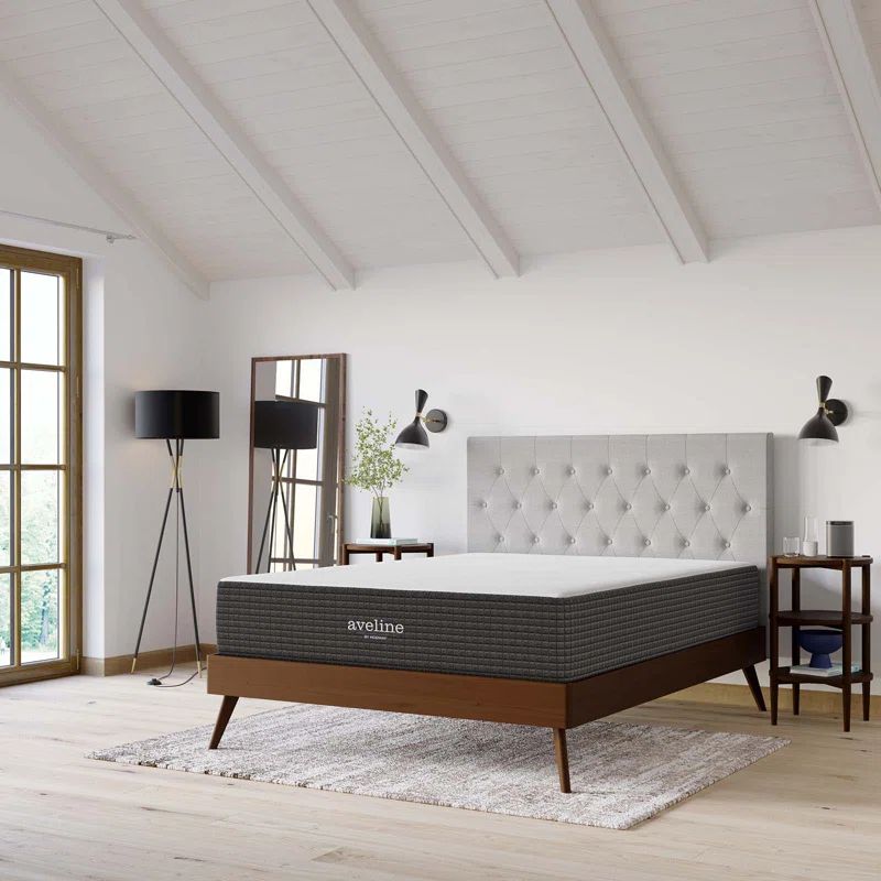 SereneDream 12" Queen Gel Memory Foam Mattress in White
