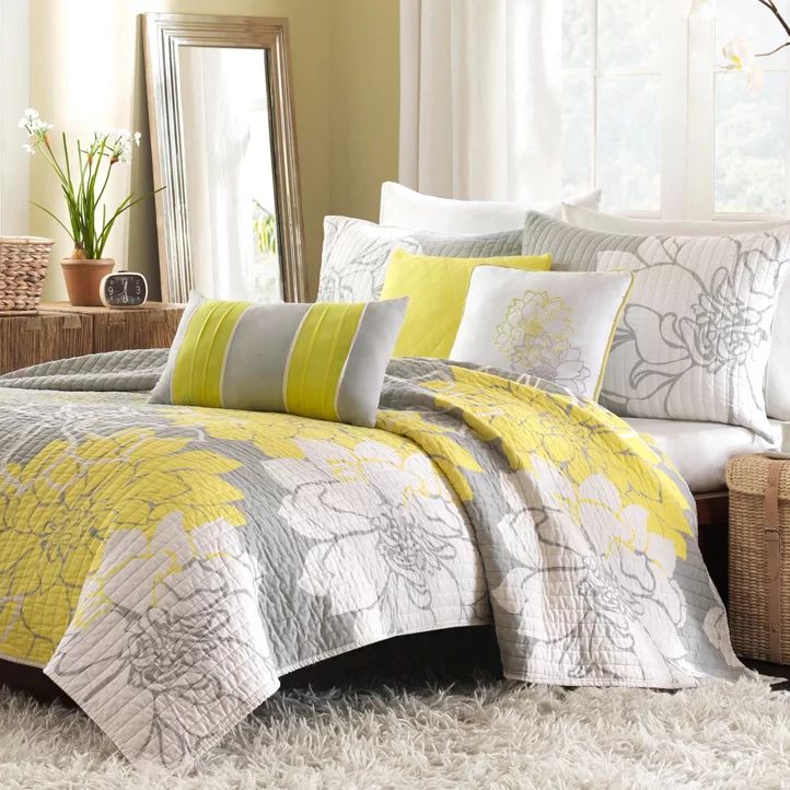 Gray and Yellow Floral Reversible Cotton Full Quilt Set