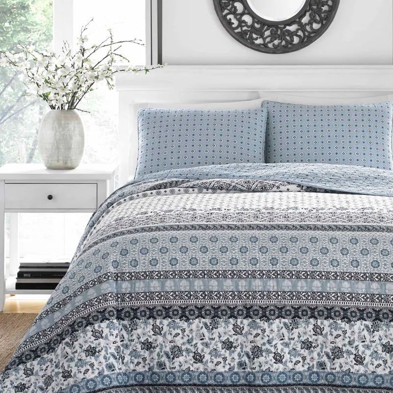 Bexley Blue Cotton Twin Reversible Quilt Set