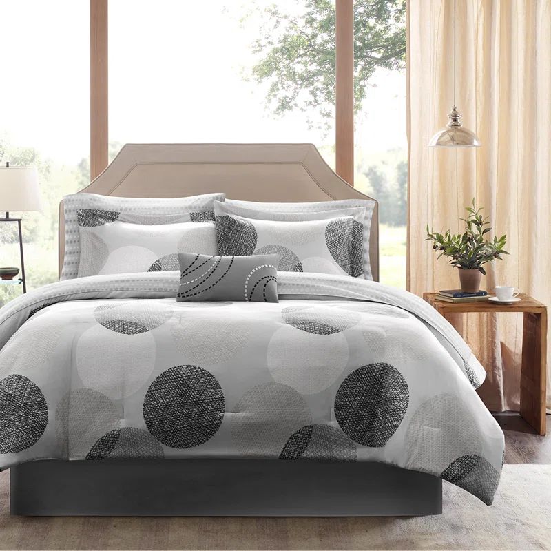 Gray Microfiber Queen Comforter Set with Geometric Pattern