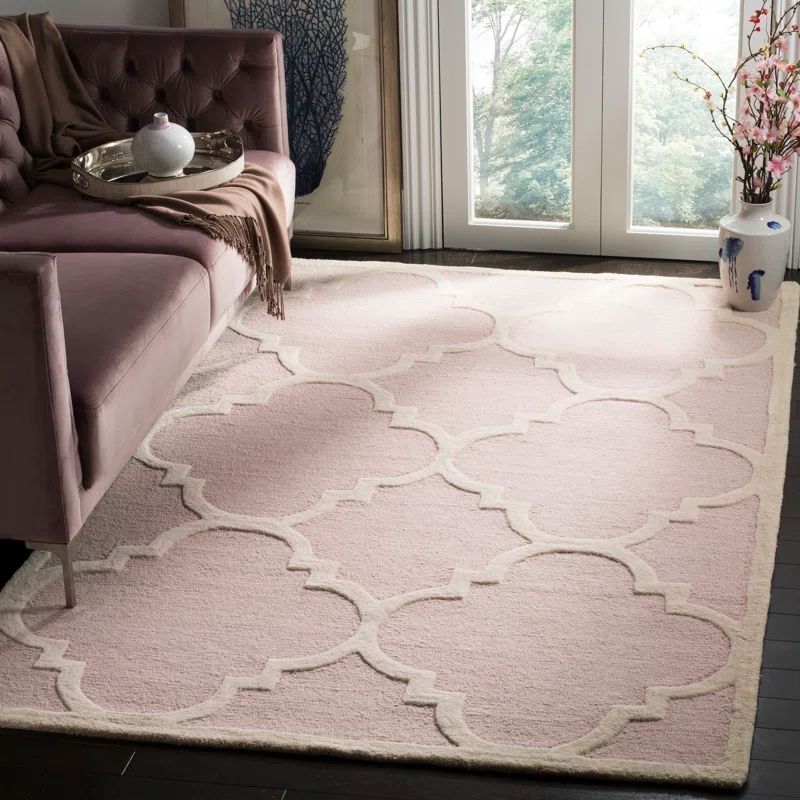 Ivory and Light Pink Round Hand-Tufted Wool Rug