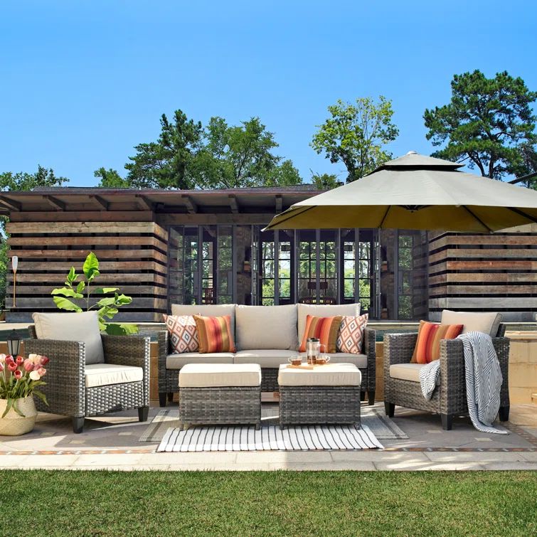 Gray Wicker 5-Piece Outdoor Sofa Seating Group with Beige Cushions