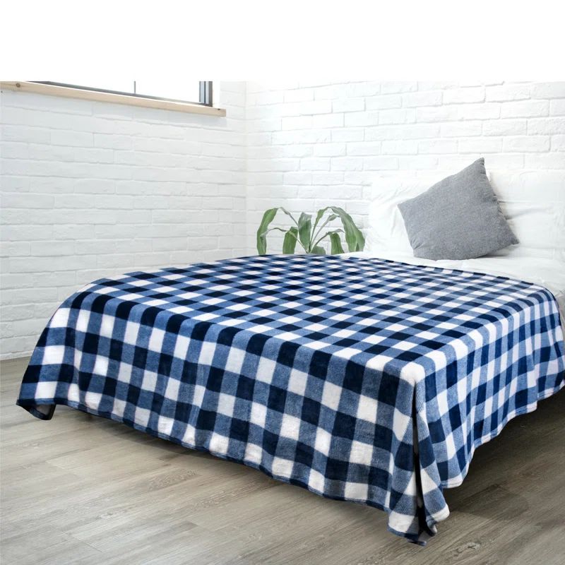 Twin Navy and White Checkered Fleece Throw Blanket