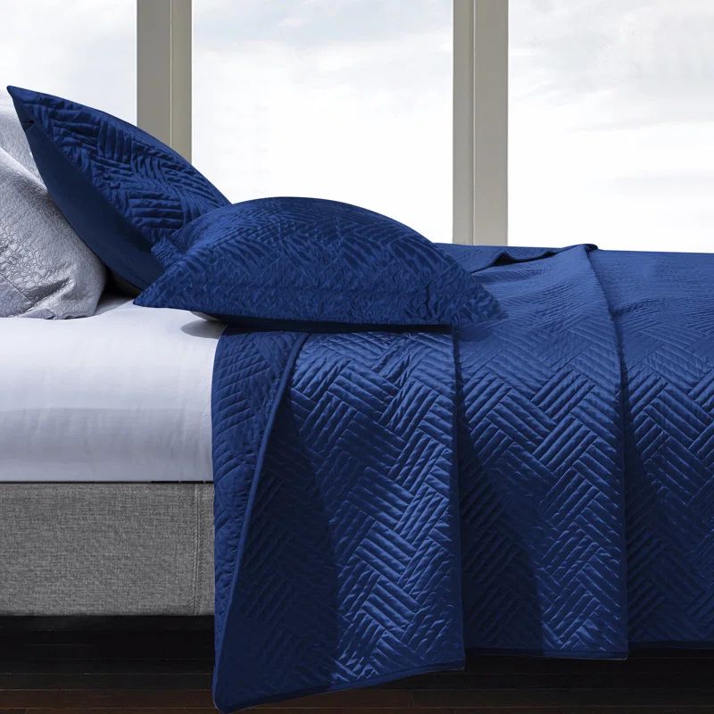 King Navy Blue Satin Geometric Pattern Quilt Set with Pillow Shams