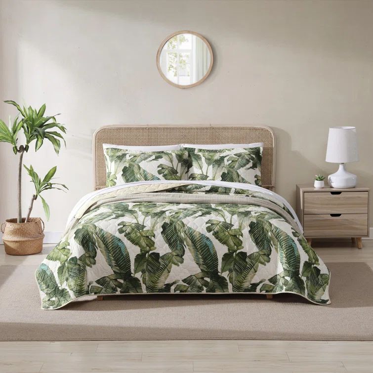 Twin White Cotton Reversible Quilt Set with Green Palm Design
