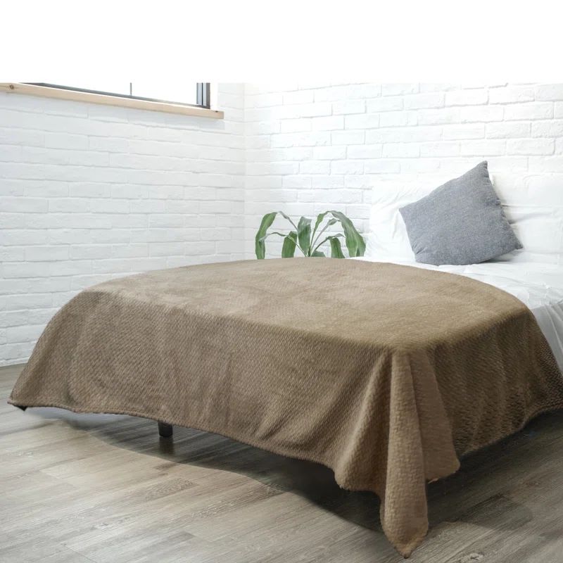 Taupe Twin Fleece Chevron Throw Blanket