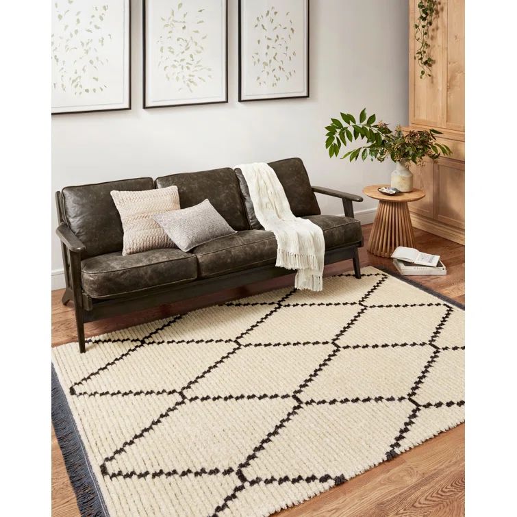 Alice Collection Cream/Charcoal Moroccan-Inspired Area Rug 18"x18"