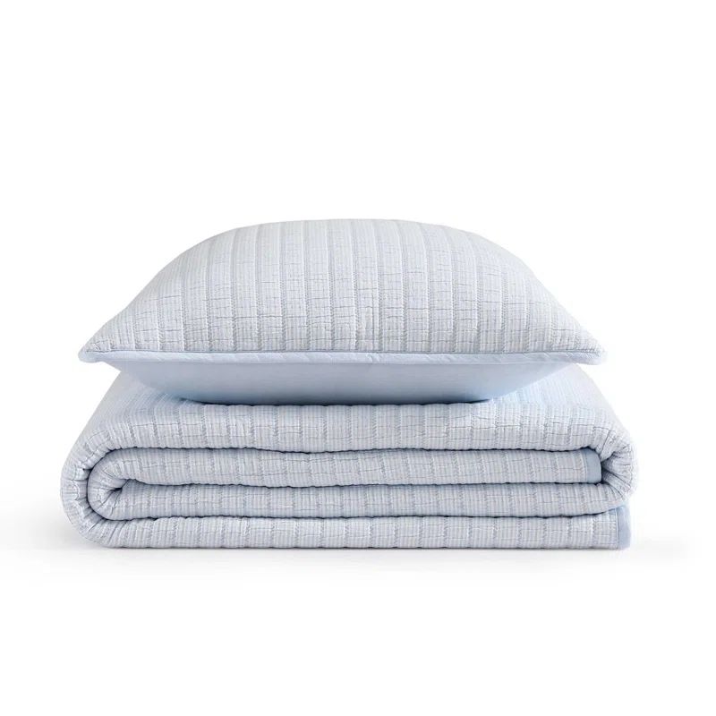 Twin Reversible Cotton Quilt Set in White and Boathouse Blue