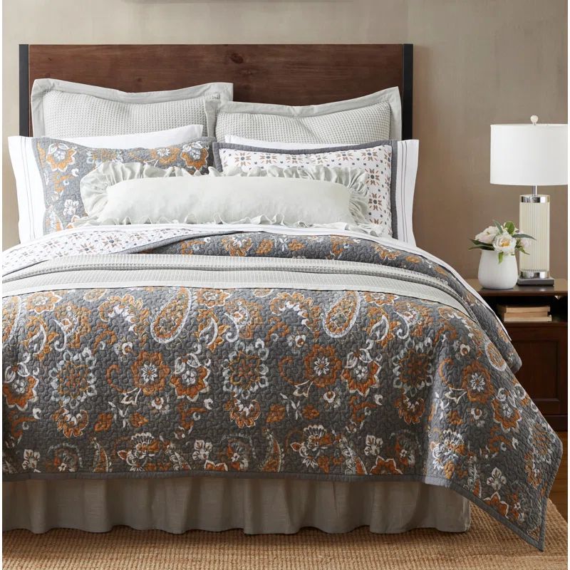 Gray Cotton King Reversible Quilt Set with Paisley Trim