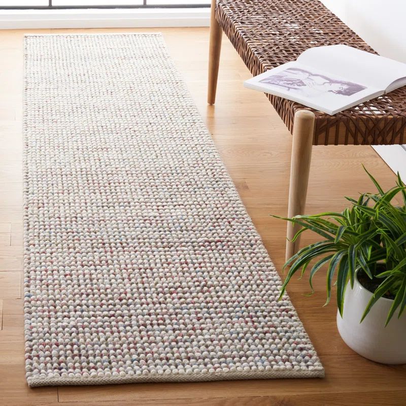 Handmade Ivory and Grey Wool Geometric Runner Rug