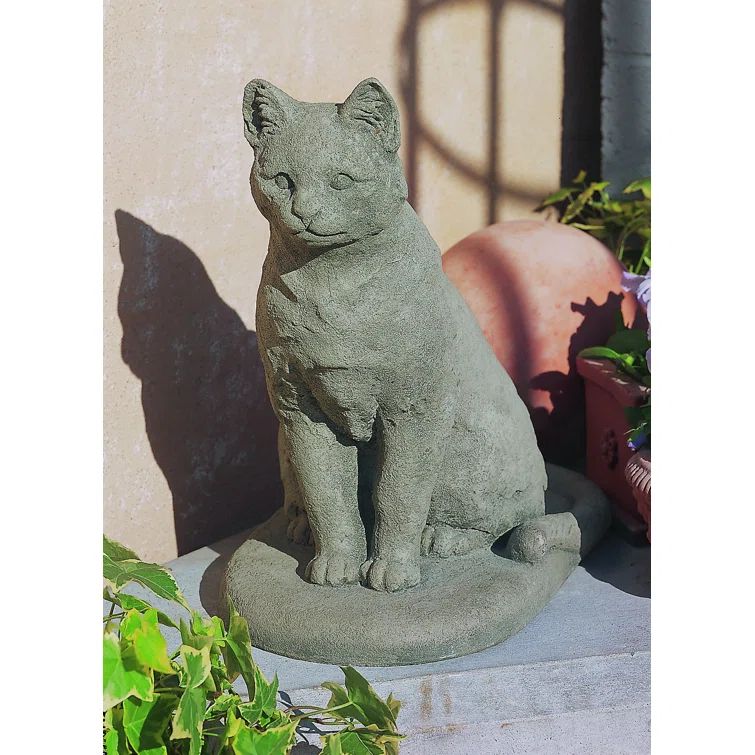 Pietra Nuova Handcrafted Garden Cat Statue
