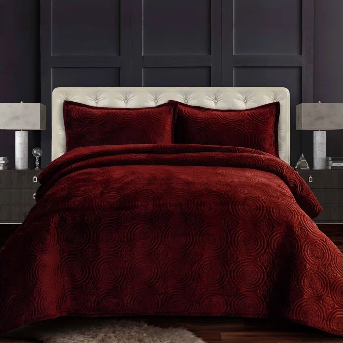 King Burgundy Velvet Reversible Quilt Set with Shams