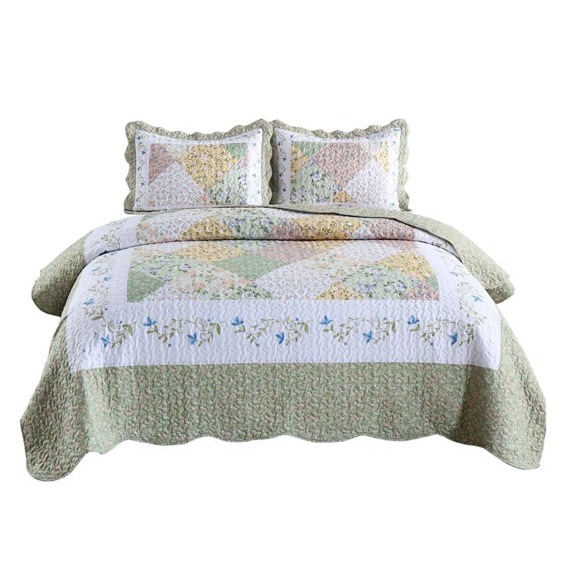 Smoke Green Floral Polyester Queen Quilt Set with Shams