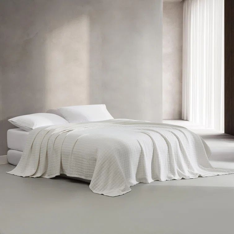 Off-White Cotton Jacquard Queen Coverlet