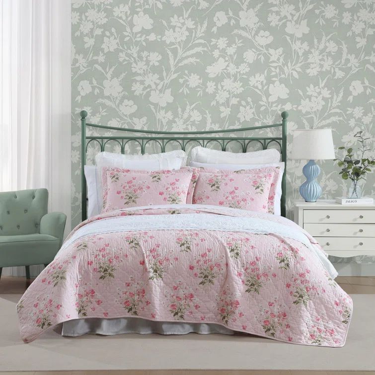 Full Pink Cotton Reversible Quilt Set with Floral Design