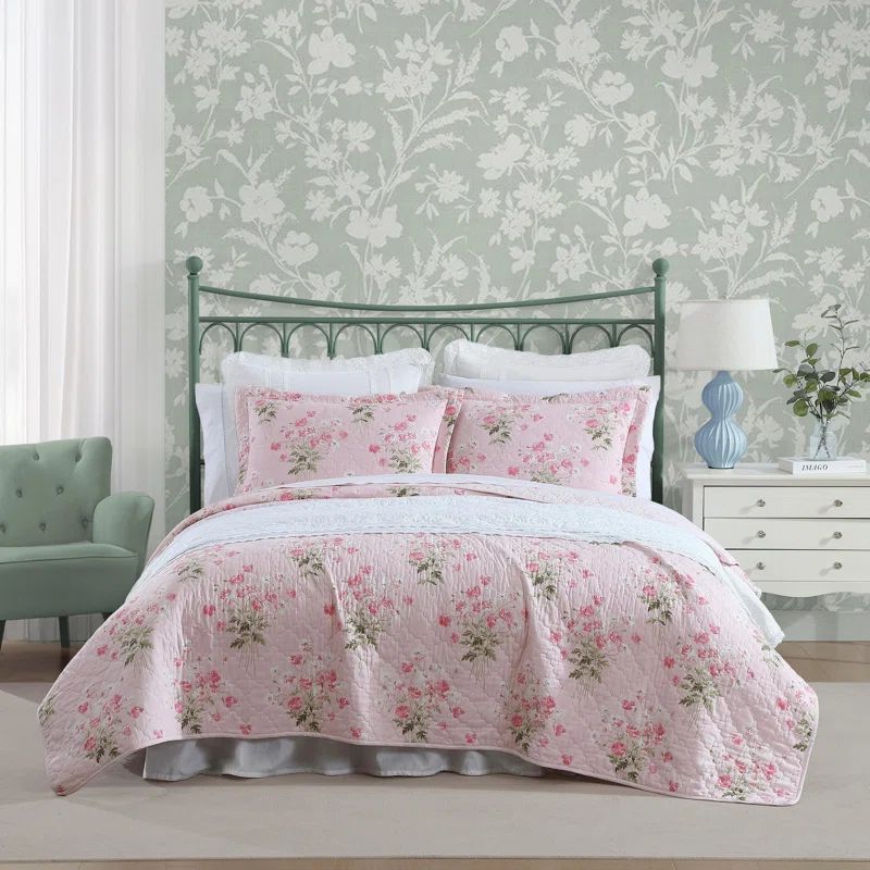 Full Pink Cotton Reversible Quilt Set with Floral Design