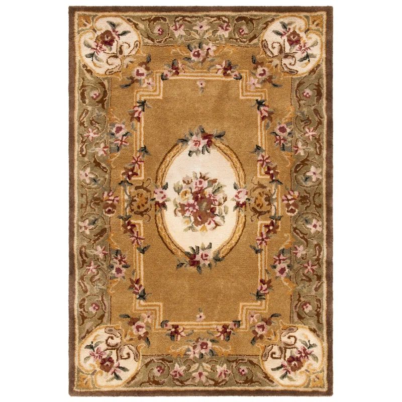 Safavieh Hand Tufted Wool Rug