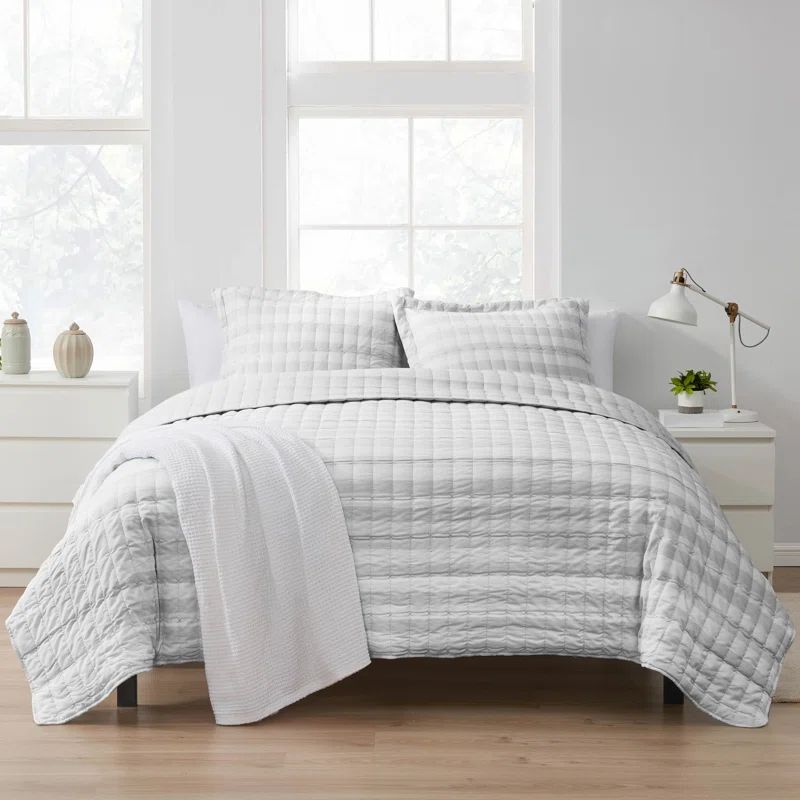 Gray Reversible Microfiber Queen Quilt Set