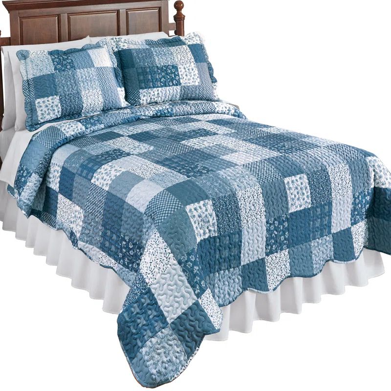 Blue Multi Full Patchwork Quilt Set with Scalloped Edge