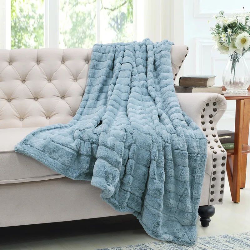 Luxurious Grey & Silver Animal Theme Faux Fur Throw Blanket 60"x80"