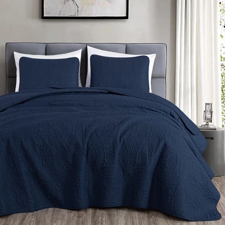 Austin Navy Queen Microfiber Bedspread with Shams