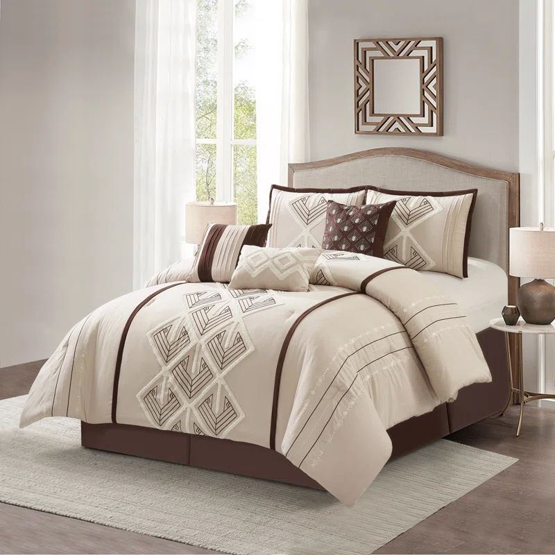 Queen Brown Microfiber Geometric Comforter Set