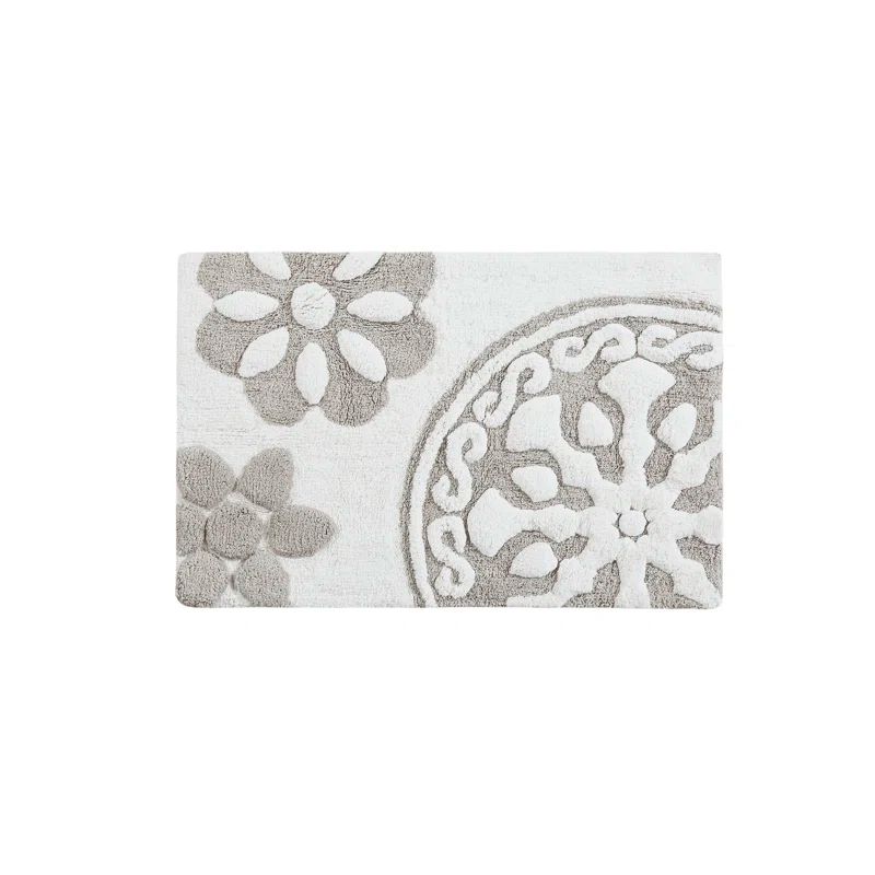 Gray and White Cotton Tufted Medallion Bath Rug 20" x 30"