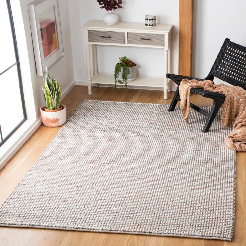 Ivory and Grey Hand-Woven Wool Rectangular Area Rug, 4' x 6'