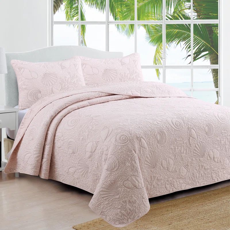 Blush Cotton Twin Quilt Set with Seashell Pattern
