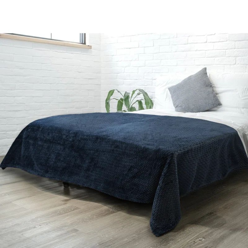 Navy Blue Lightweight Microfiber Fleece Throw Blanket