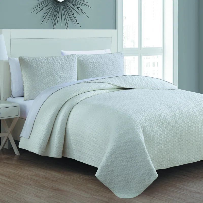 Ivory Cotton Reversible King Quilt Set