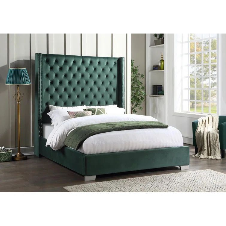 Aiden Green Velvet Queen Bed with Tufted Upholstery