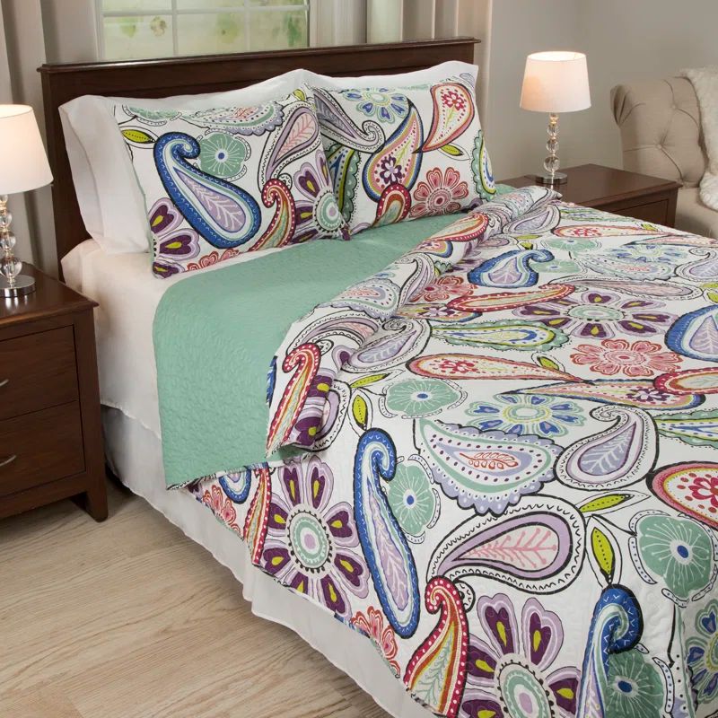 Full/Queen Paisley Purple Microfiber Quilt Set