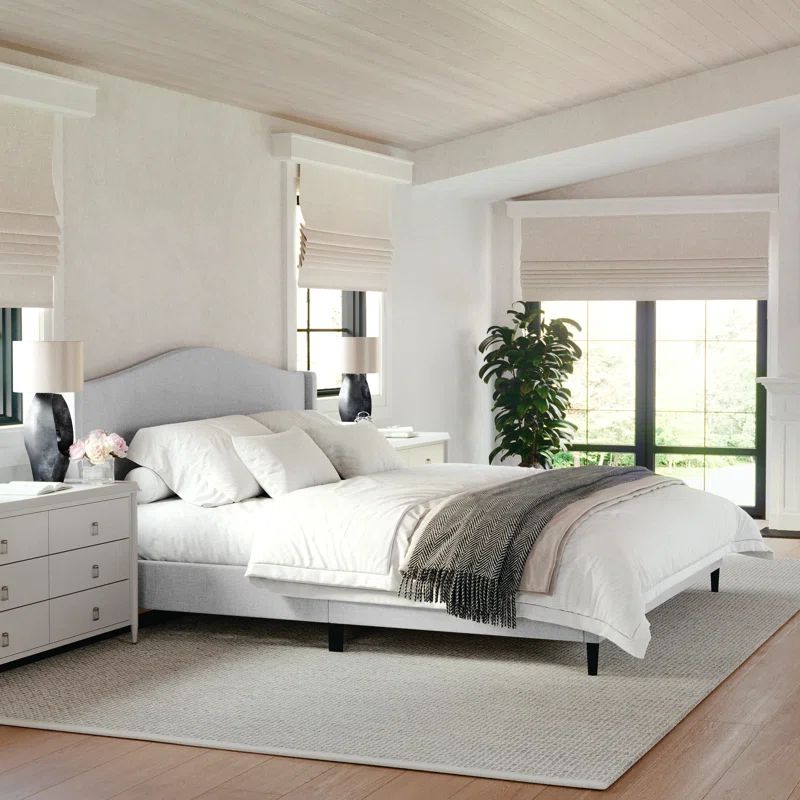 King Gray Linen Upholstered Platform Bed with Curved Headboard