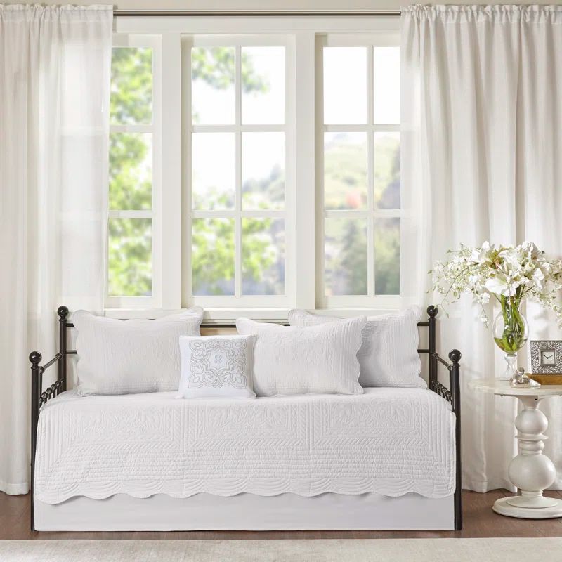 White Microfiber Reversible Daybed Quilt Set with Scalloped Edges