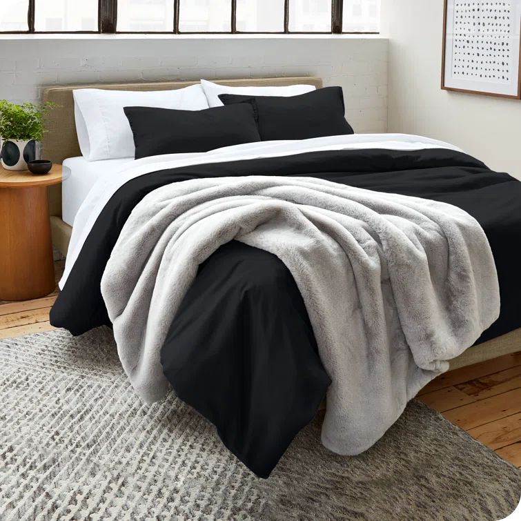 Oversized Queen Black Microfiber Duvet Cover Set