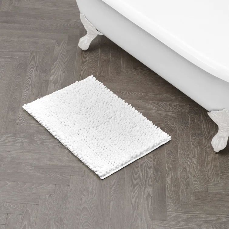 Elegant White Chenille 17" x 24" Non-Slip Bath Mat with Rubber Backing