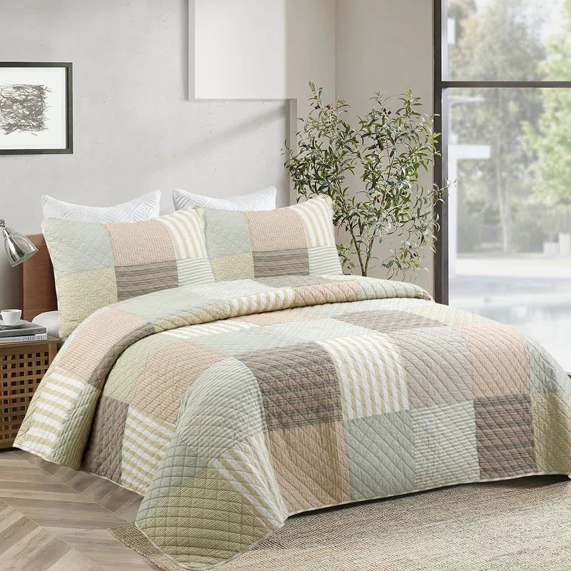 Queen Brown Cotton Reversible Patchwork Quilt Set