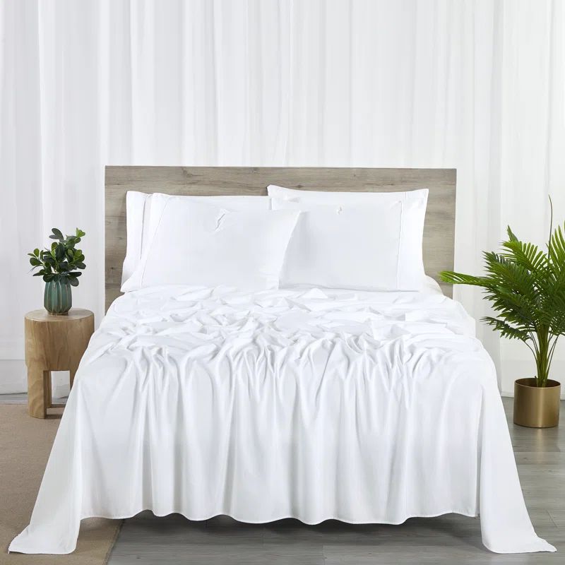 Luxurious White Bamboo Queen Sheet Set with Microfiber