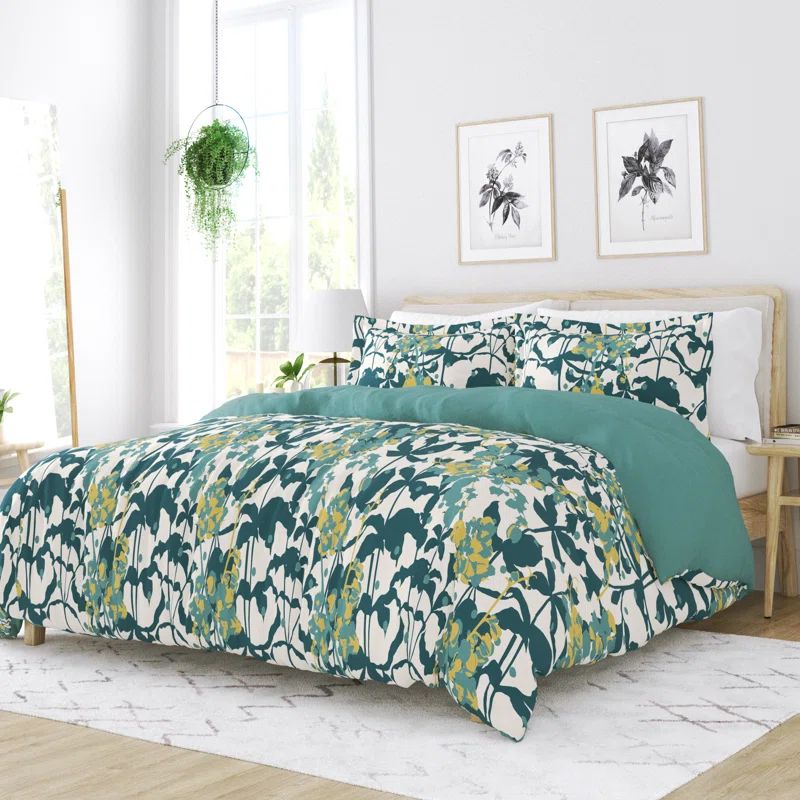 Teal and White Floral Reversible Queen Duvet Cover Set