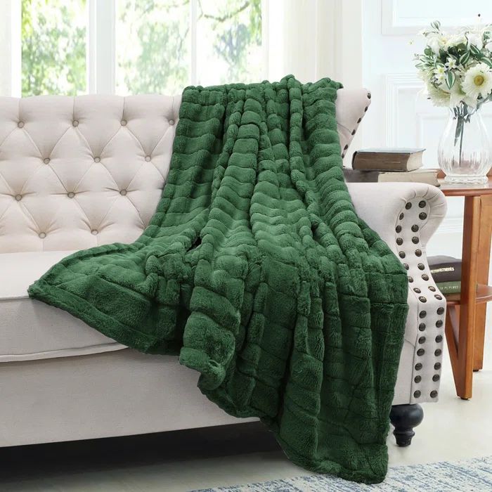 Eden 60" x 80" Jumbo Faux Fur and Sherpa Decorative Throw