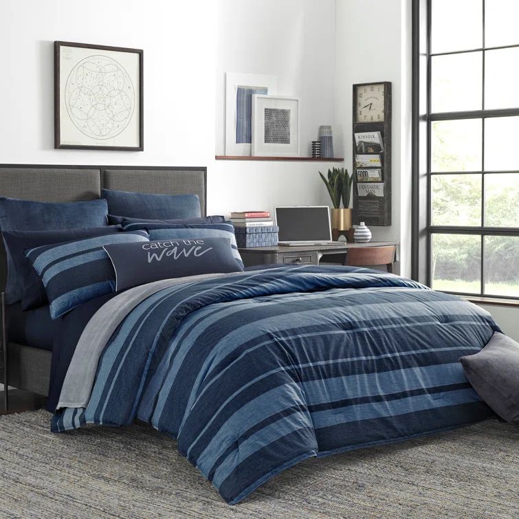 King Size Navy and Light Blue Cotton Reversible Comforter Set