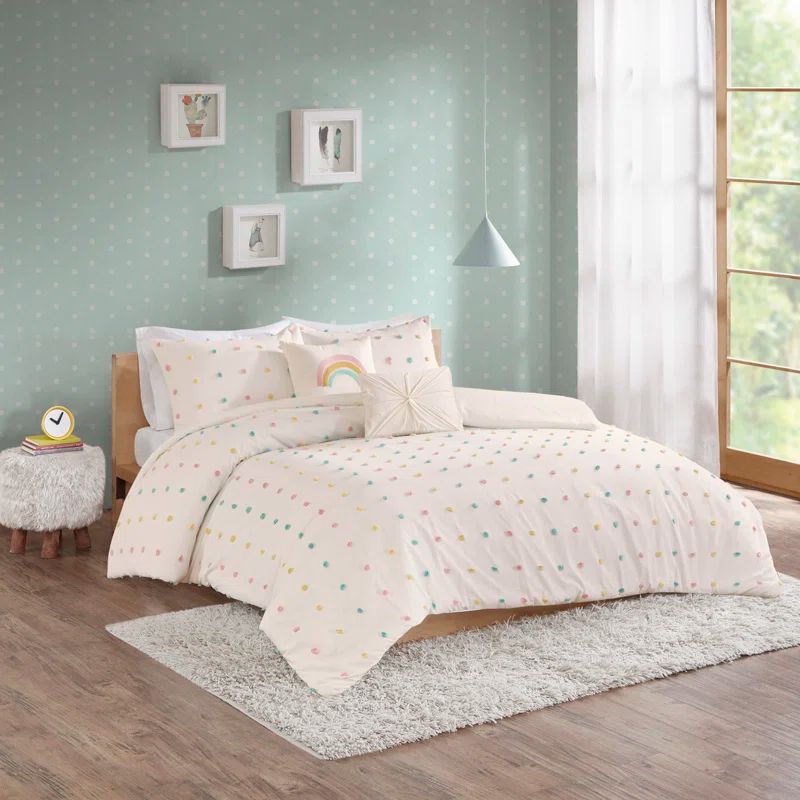 Full Multicolor Cotton Jacquard Pom Pom Comforter Set