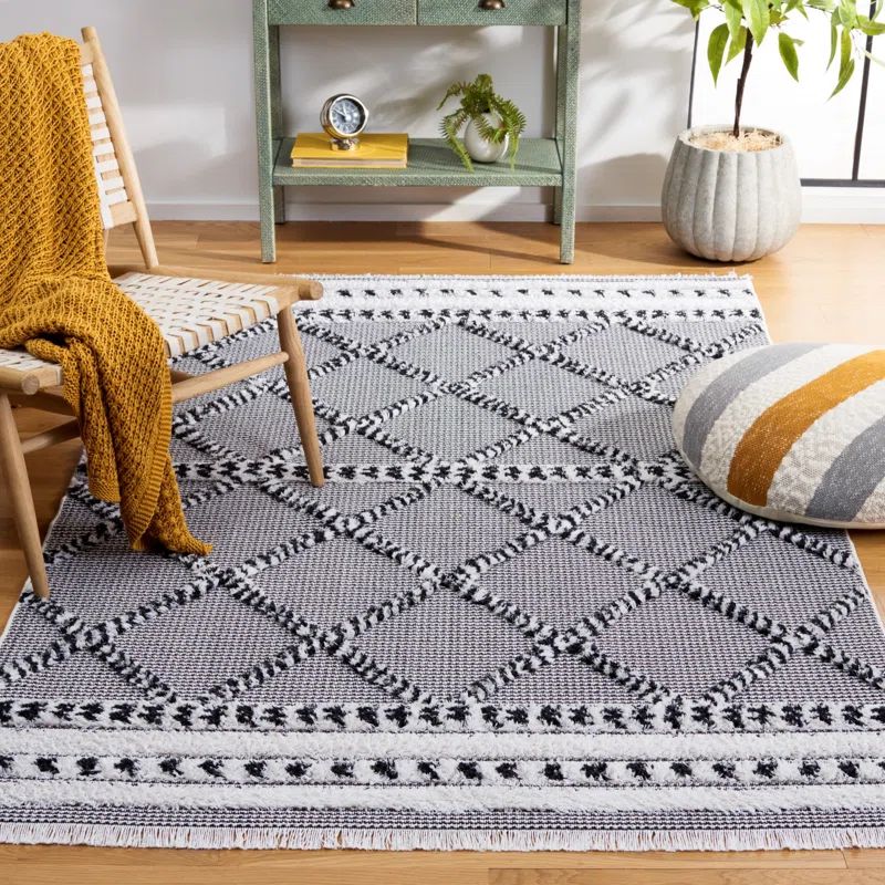 Black and Ivory Geometric Synthetic Flat Woven Area Rug, 4' x 6'
