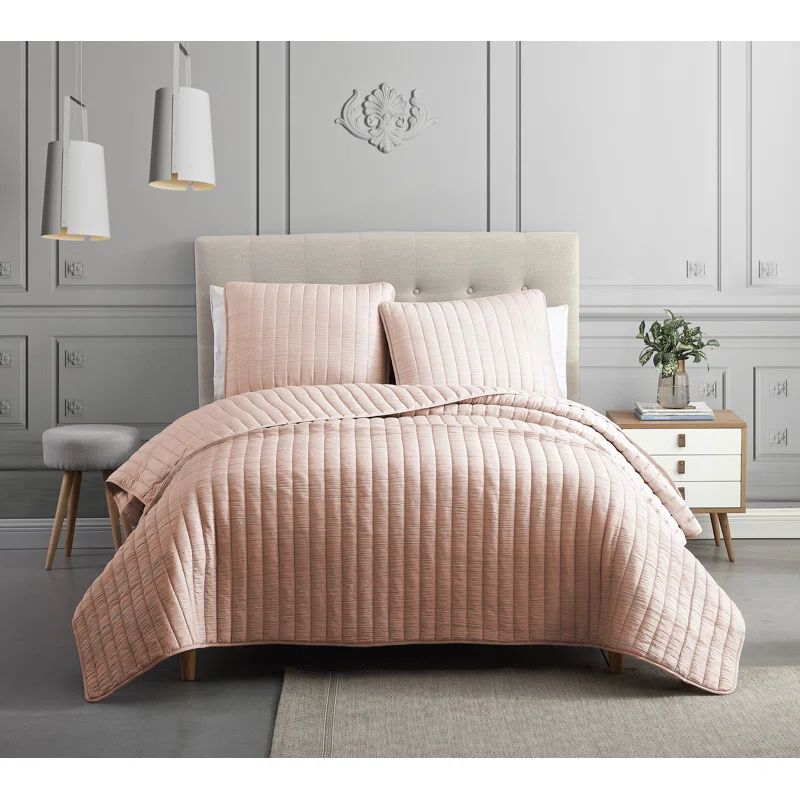 Blush Pink Full Reversible Quilt Set with Shams