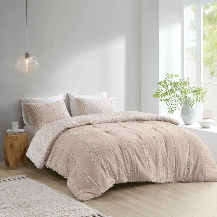 Blush Cotton Jacquard Full Comforter Set with Reversible Design