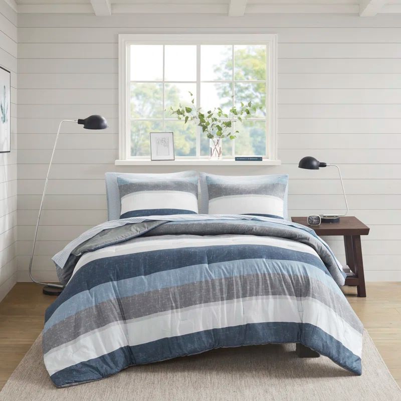 King Blue and Grey Microfiber 7-Piece Bed in a Bag Set