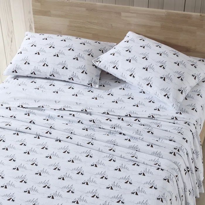 Dog Friends White Cotton Flannel Full Sheet Set
