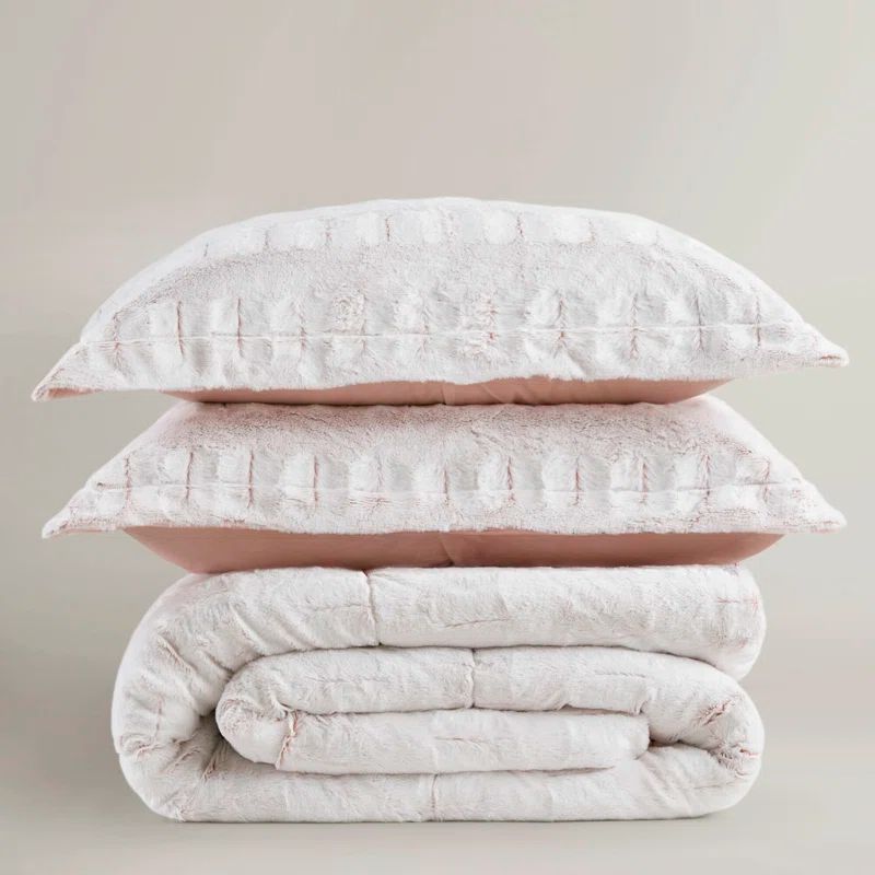 Blush Full Faux Fur Reversible Bedspread Set
